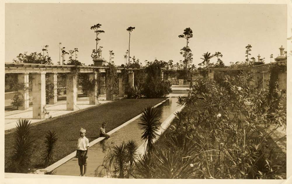 Coral Gables Prado Entrance